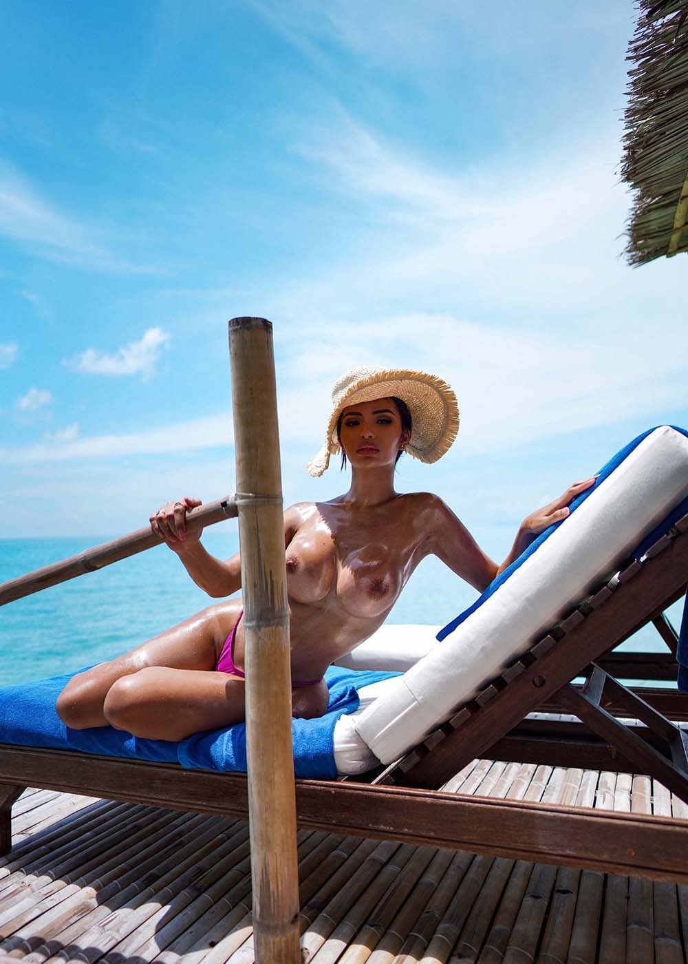 Beautiful girl Angela Castellanos naked in Praia
