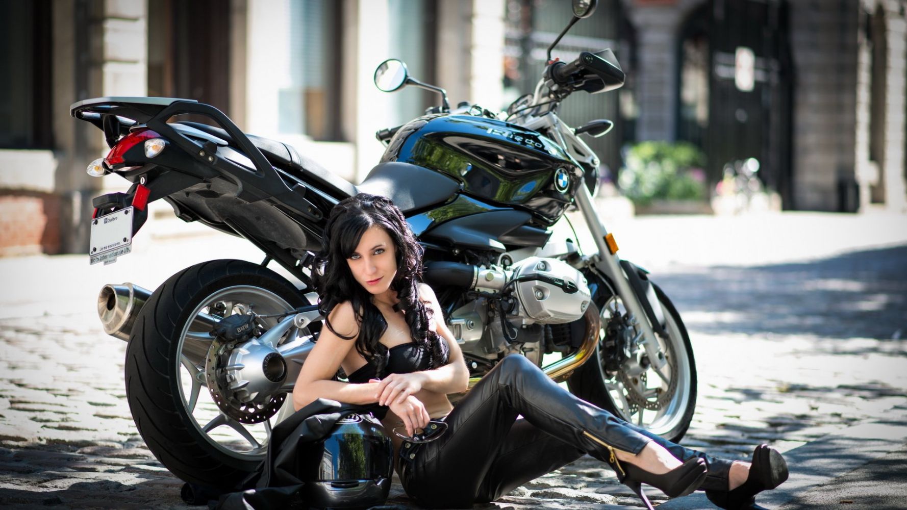 European women on bikes in Praia