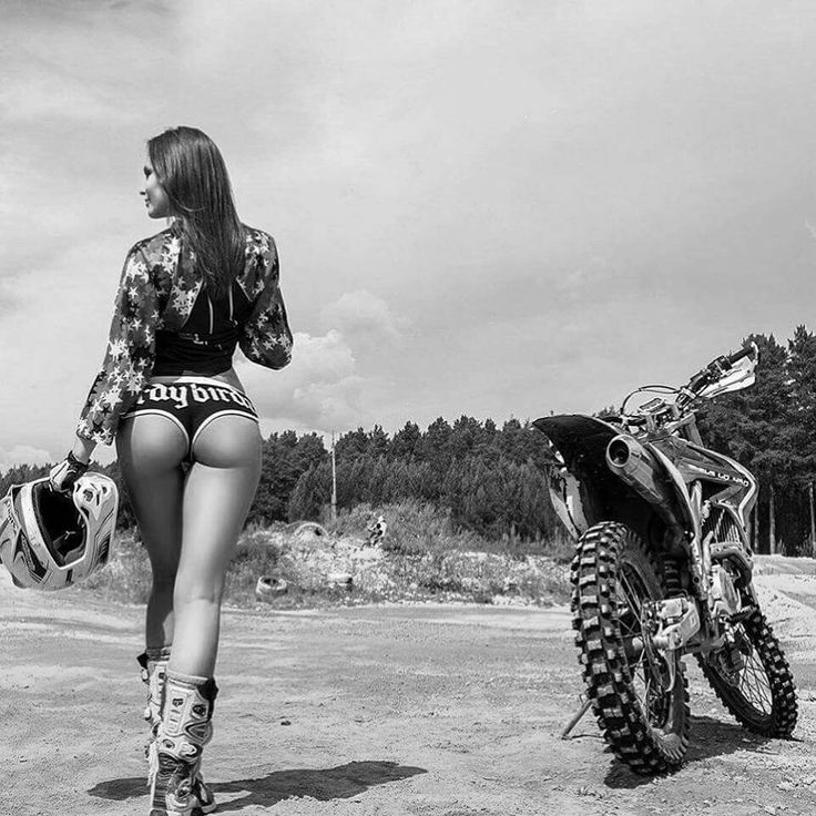 Beautiful girls and motorcycles in Praia