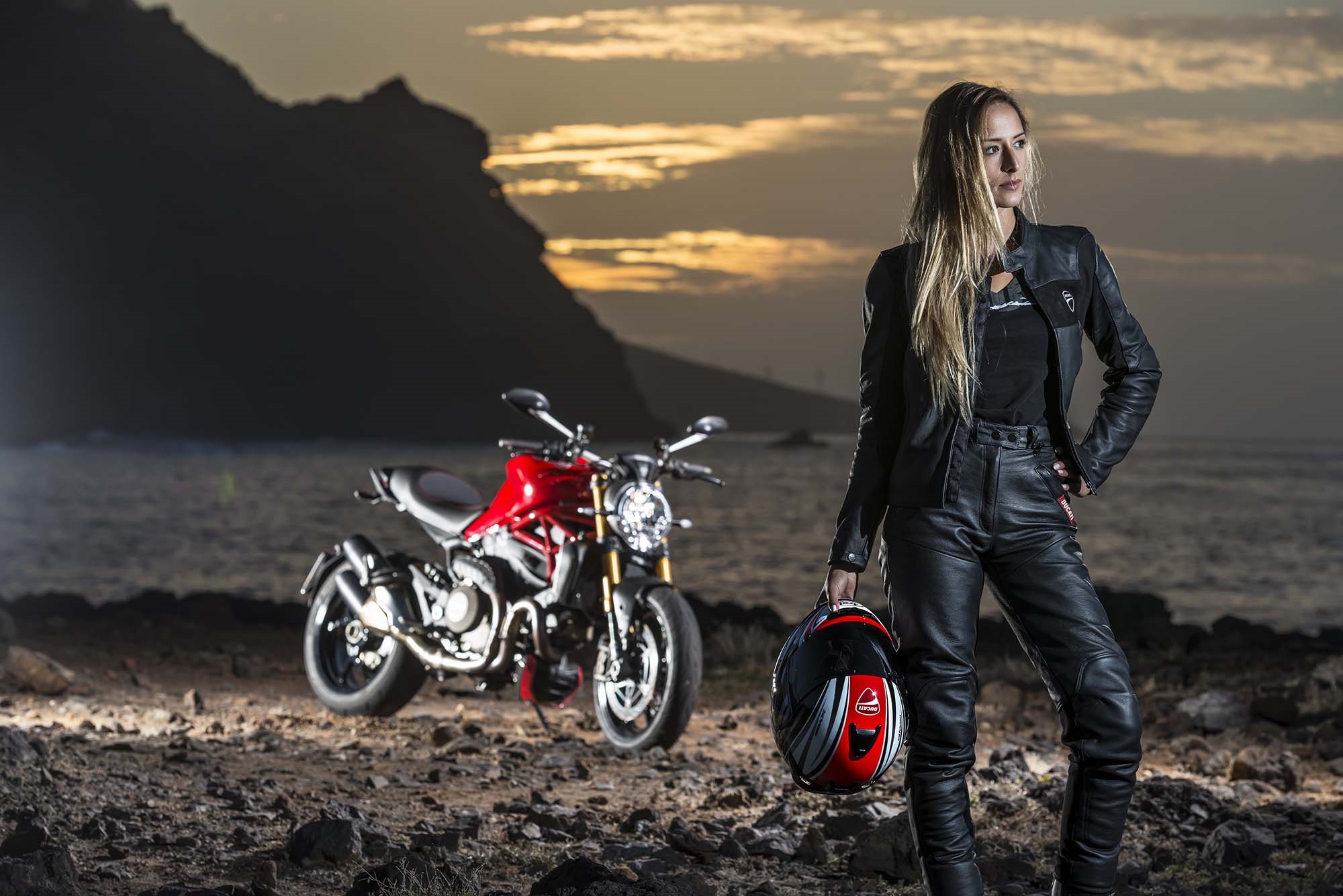 Beautiful girls and motorcycles in Praia