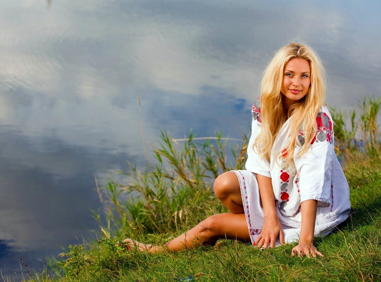 Sexy girl Slavic girls in Praia