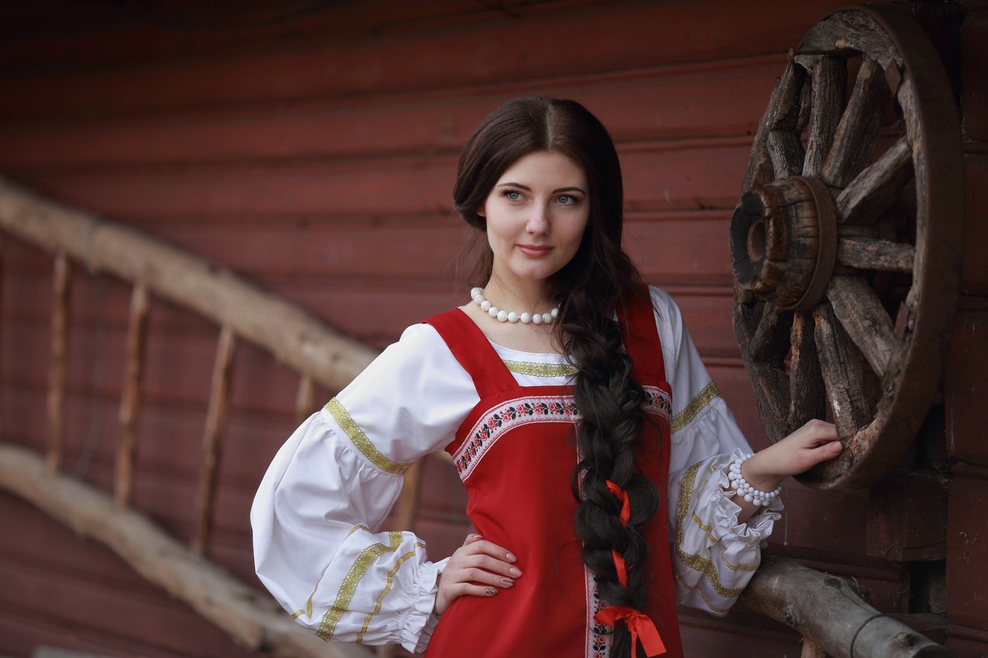 Girls in Slavic costumes in Praia