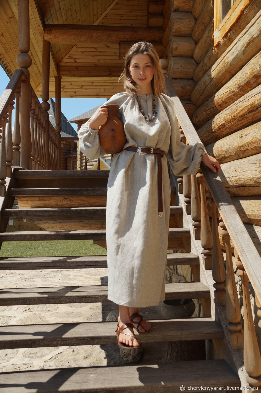 Girls in Slavic costumes in Praia